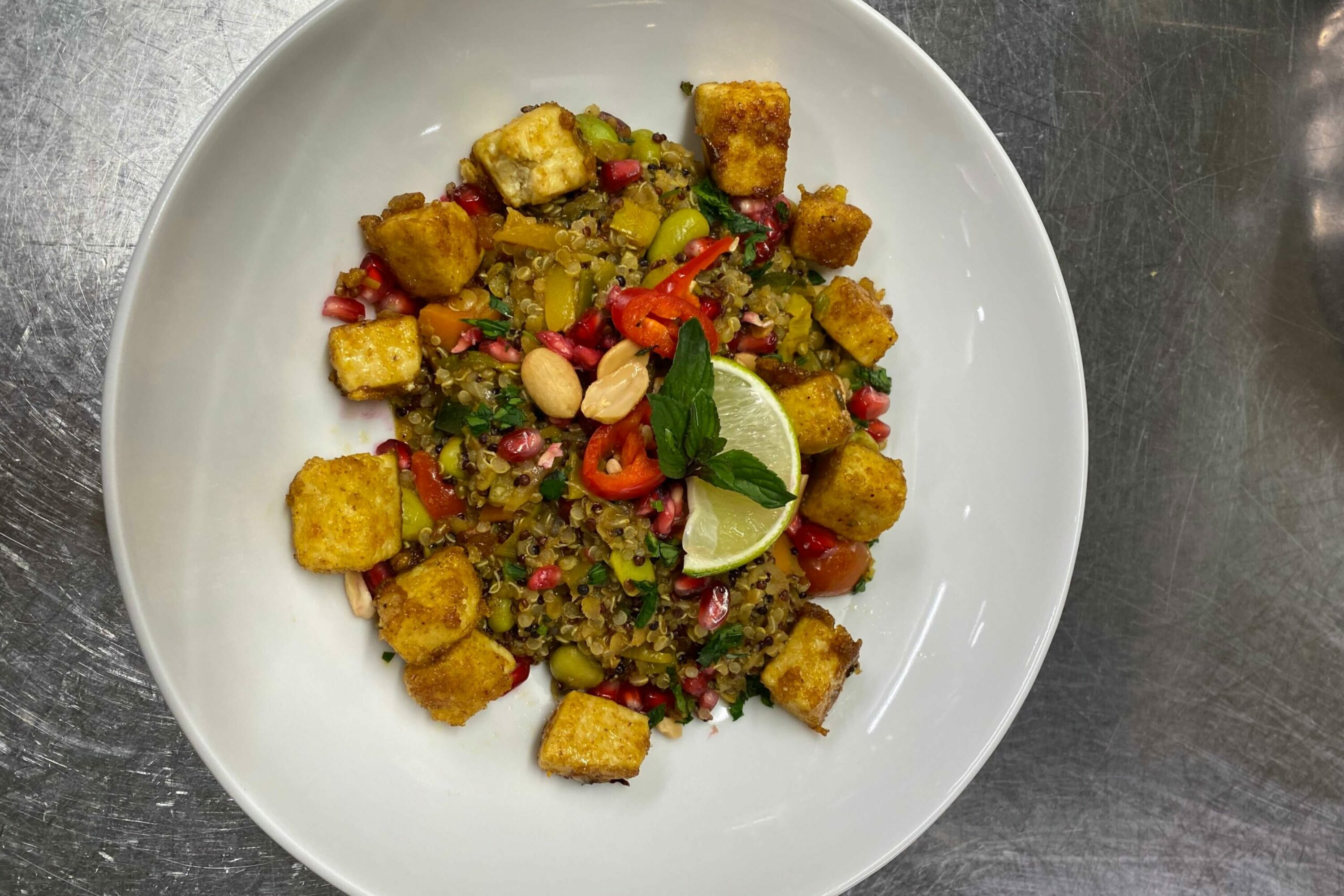 Orientalische Quinoa-Gemüsepfanne